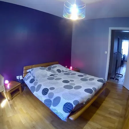 Holiday home Grande Maison Proche De Paris